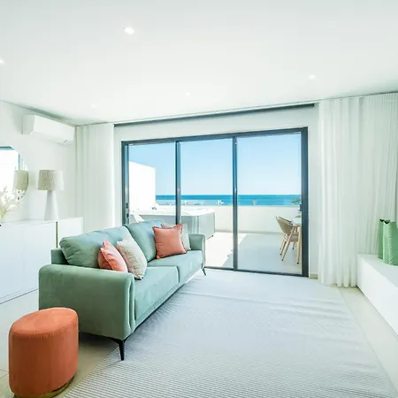 Villa Sob O Mar Iii Armação de Pêra